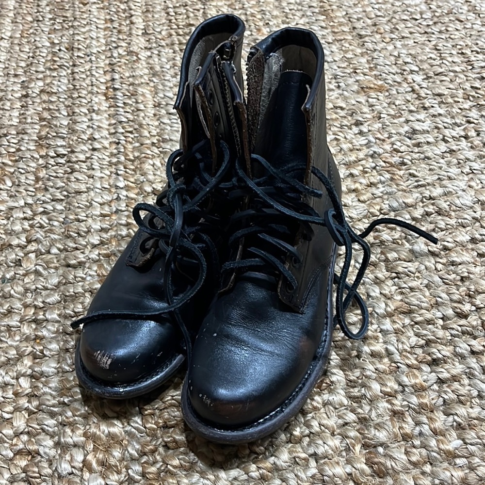 Freebird by Steven boots style is Manchester